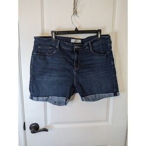 Signature Levi Strauss Womens Size 18 Dark Wash Mid Rise Cuffed Denim Shorts W34